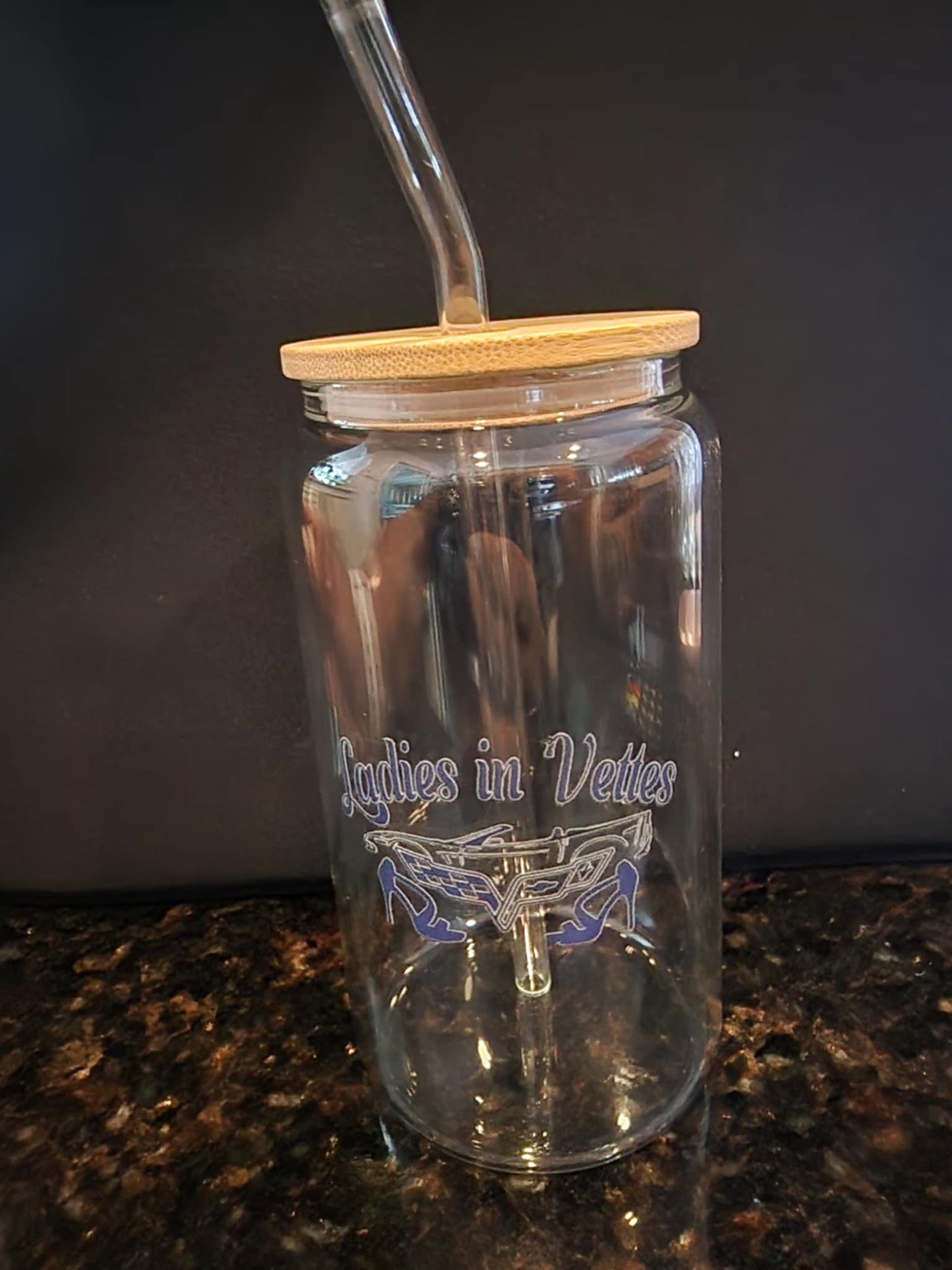 LIV 16 oz Glass Cup