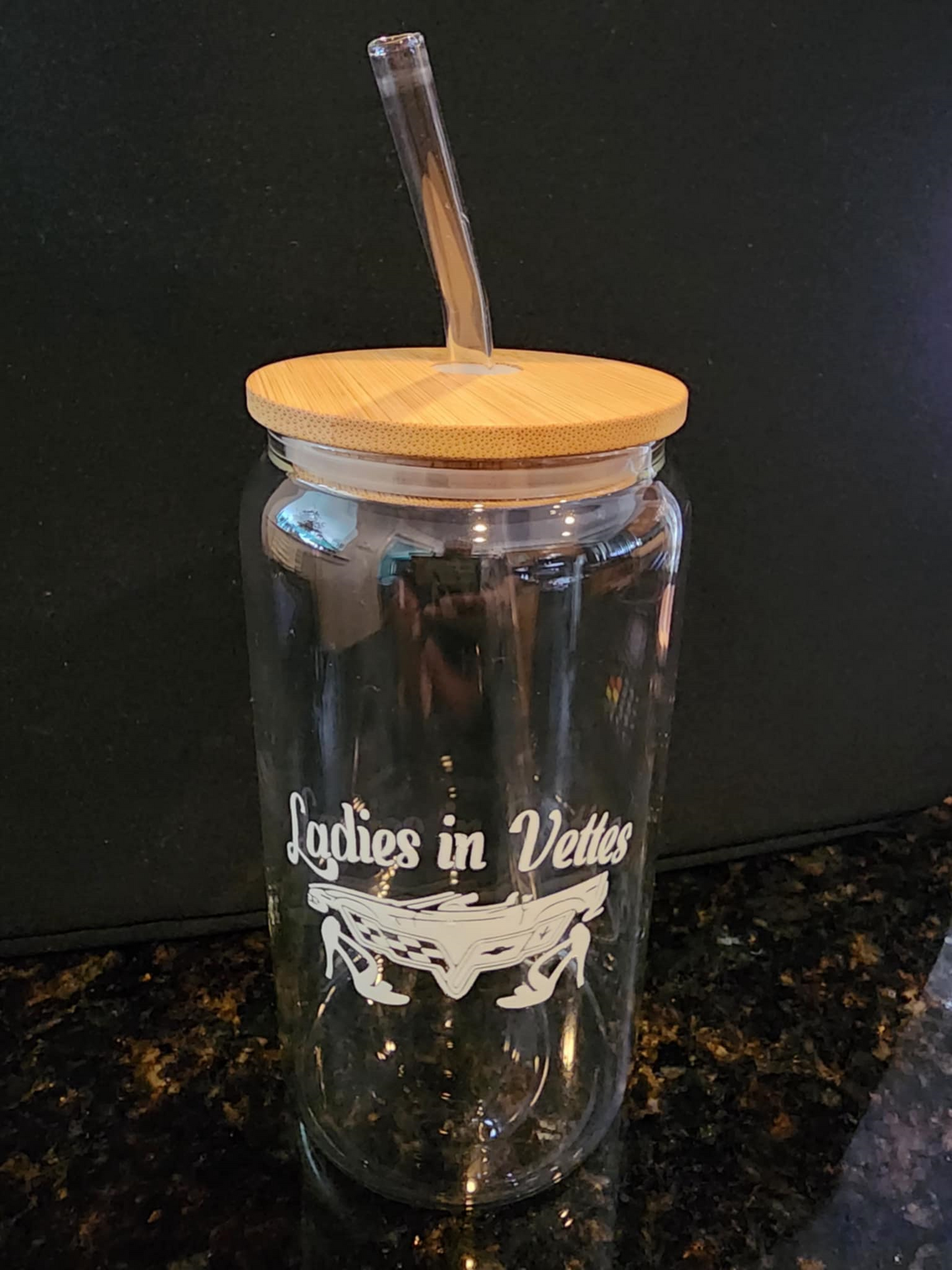LIV 16 oz Glass Cup