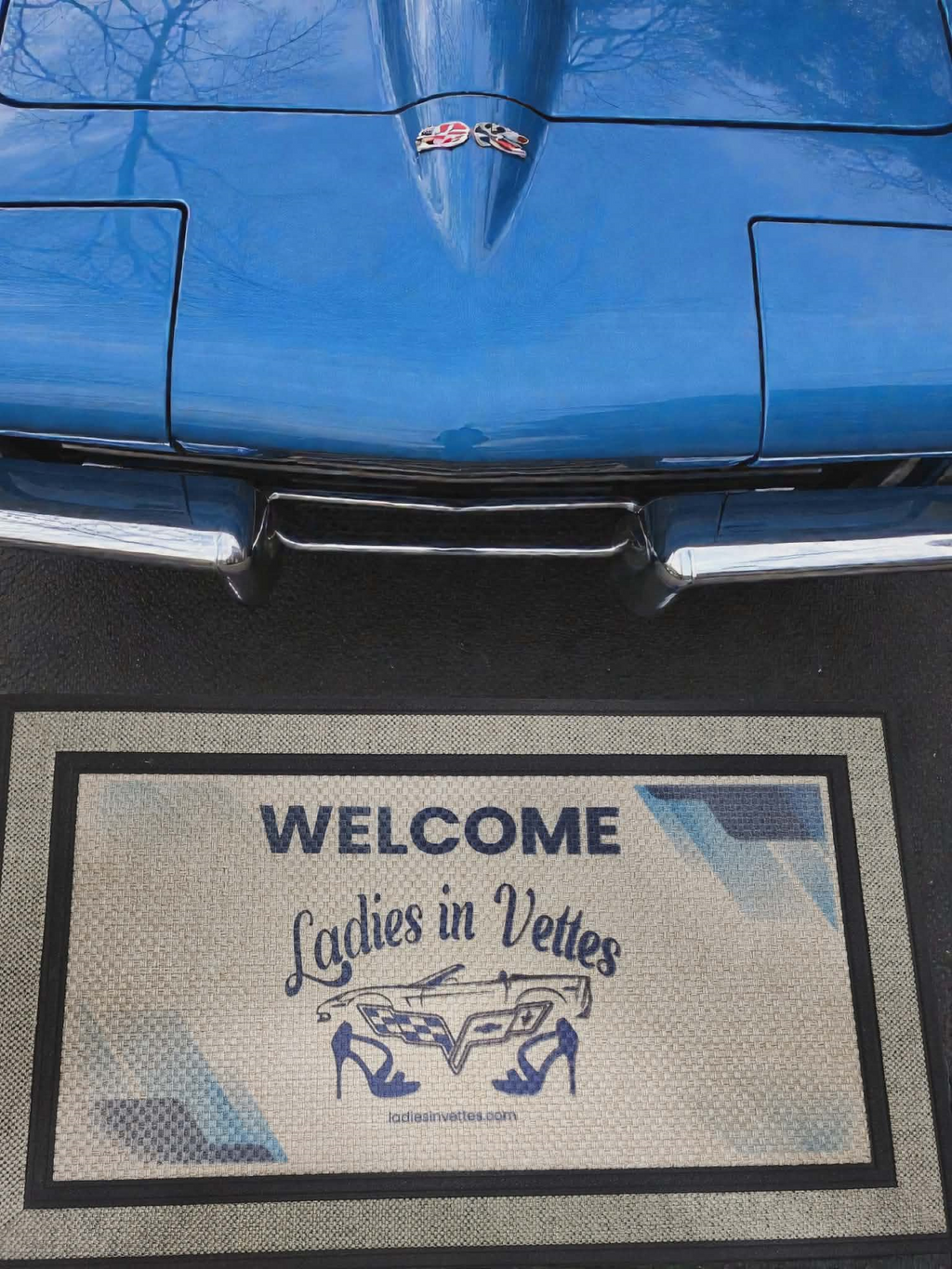 LIV CUSTOM RUG