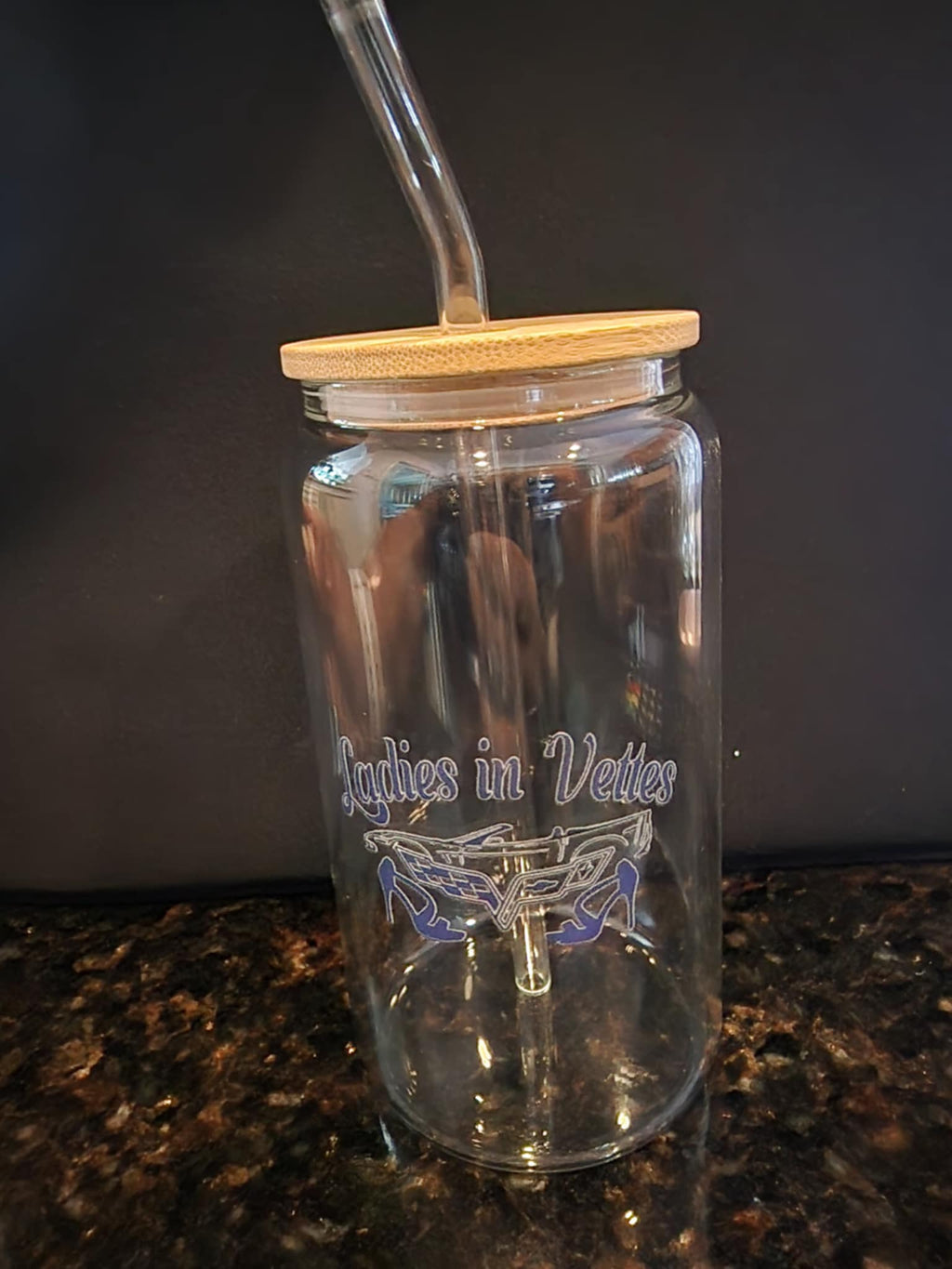LIV 16 oz Glass Cup